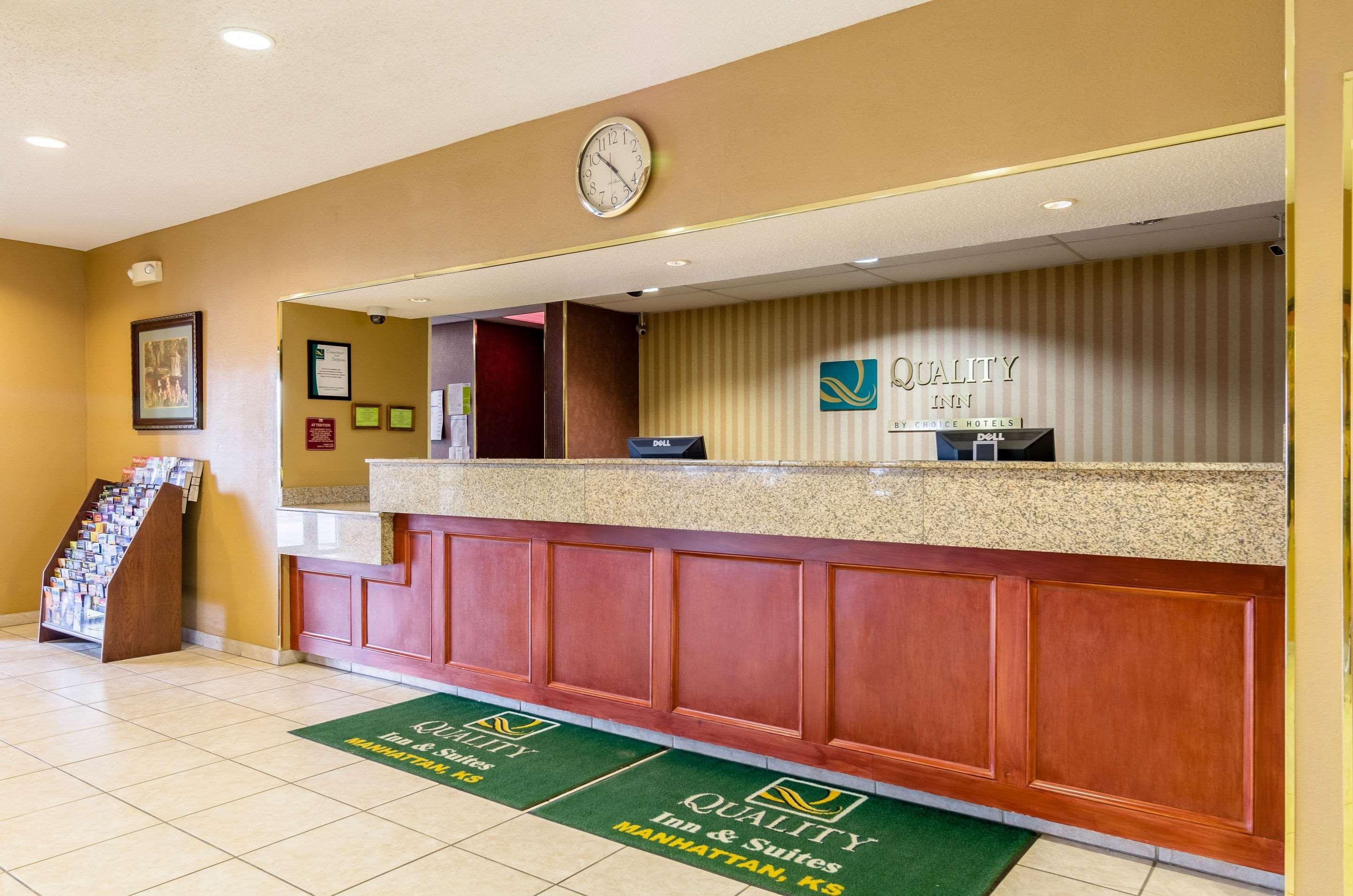 Quality Inn & Suites Manhattan Luaran gambar