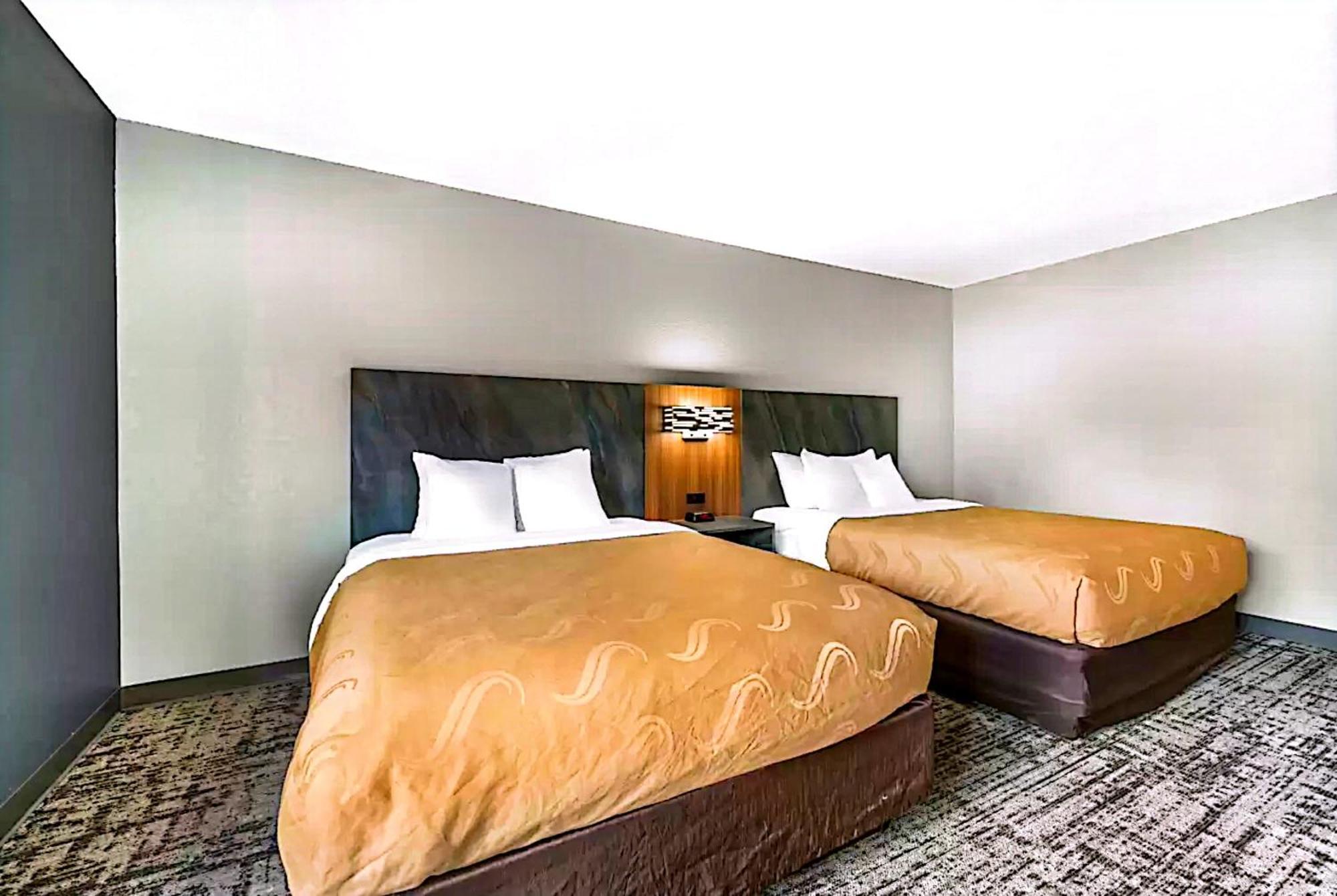 Quality Inn & Suites Manhattan Luaran gambar