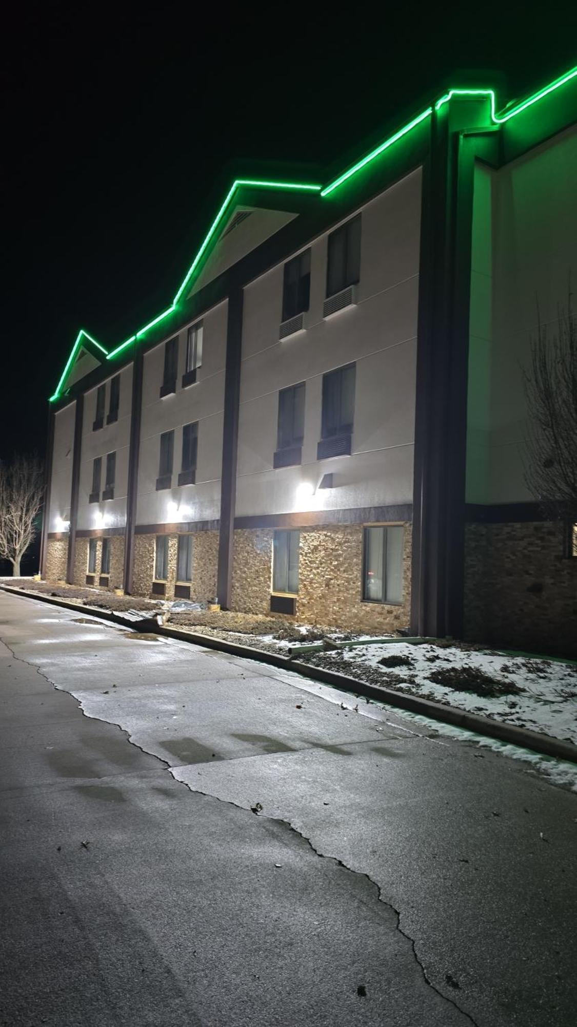 Quality Inn & Suites Manhattan Luaran gambar