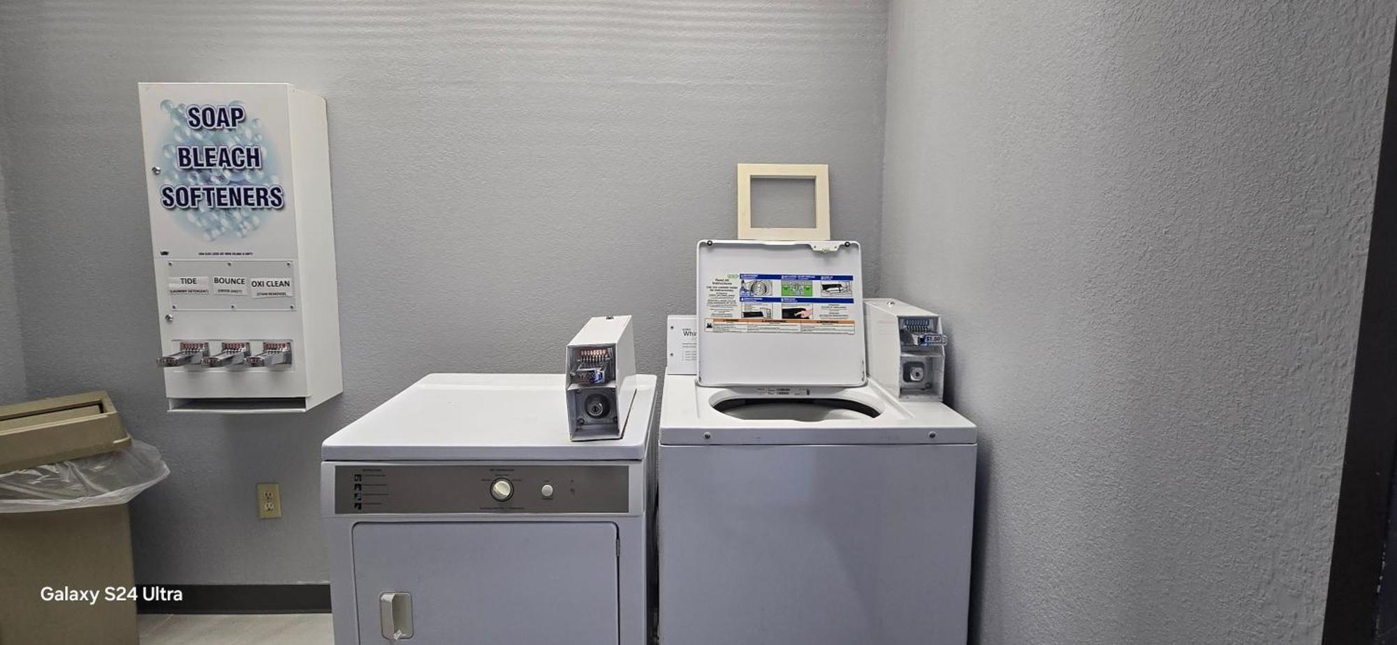 Quality Inn & Suites Manhattan Luaran gambar