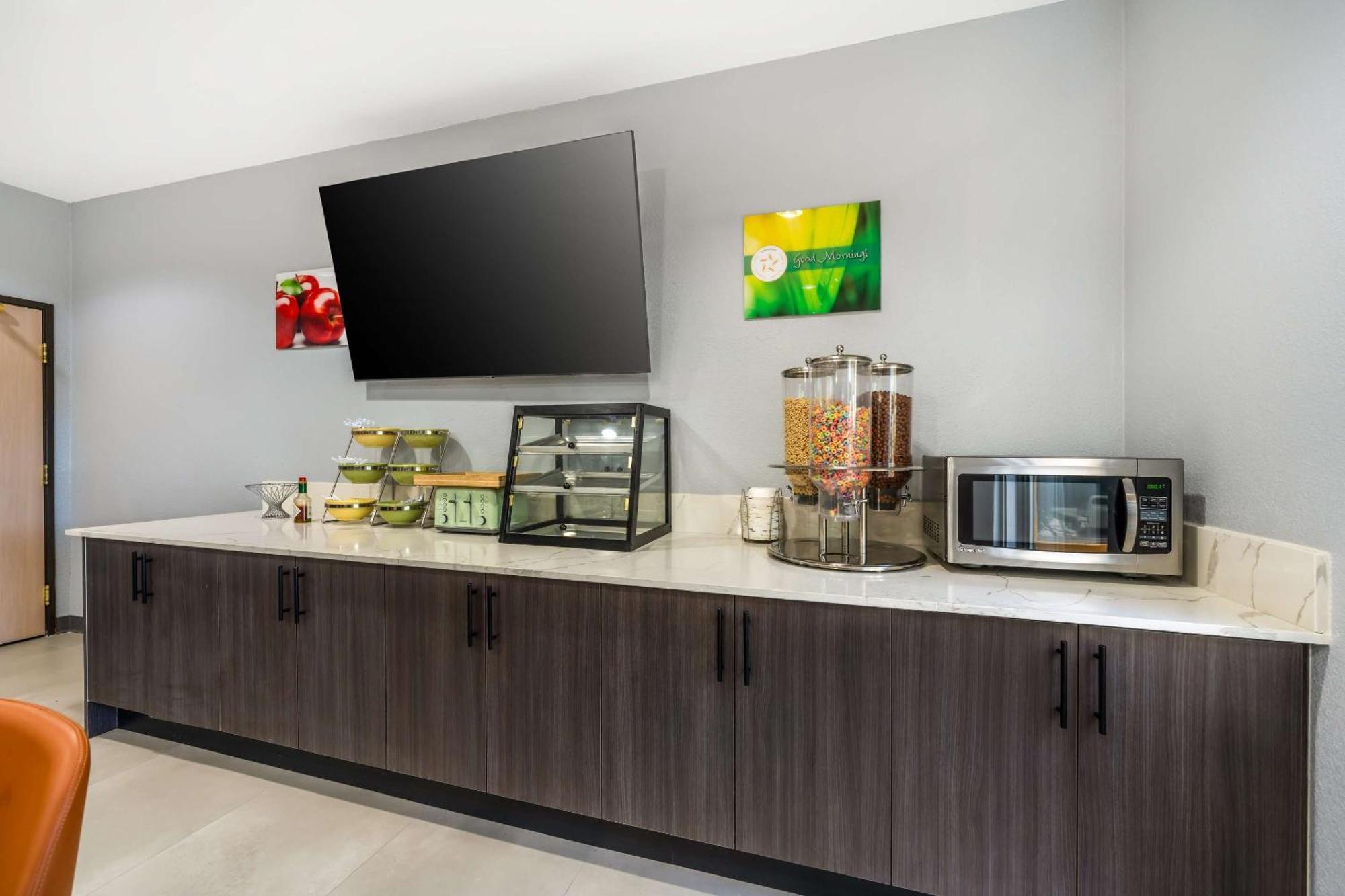 Quality Inn & Suites Manhattan Luaran gambar